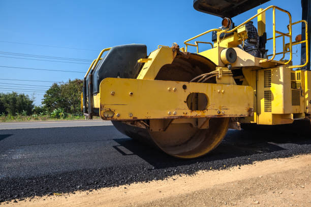 Best Driveway Grading and Leveling  in Yale, MI